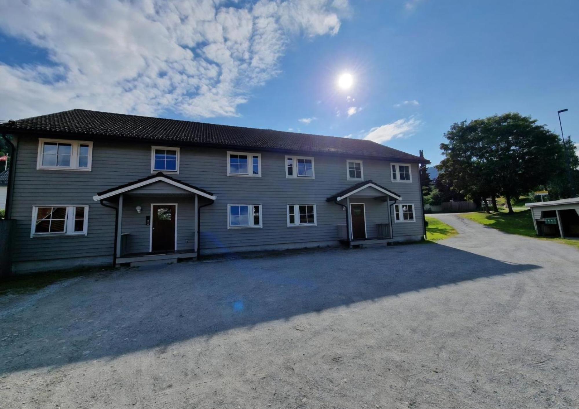 Rom Sentralt I Sogndal Hostel Eksteriør bilde